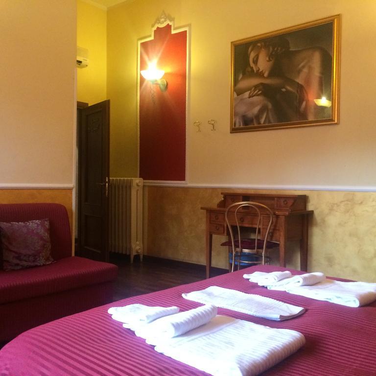 Tamara'S Suites Roma Cameră foto